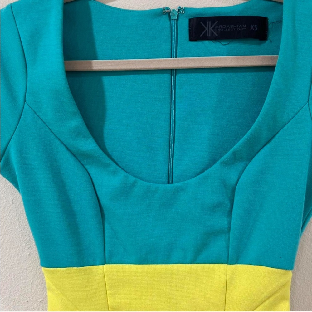 Kardashian Kollection Teal and Yellow dress